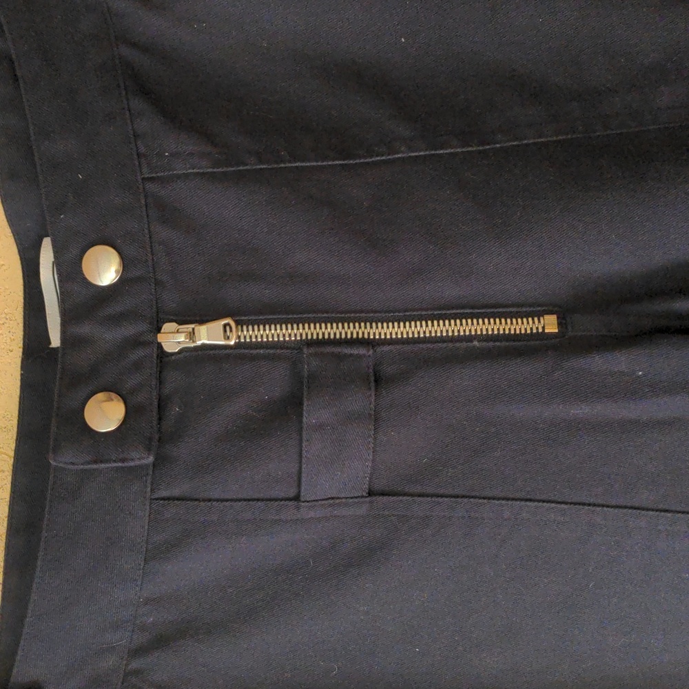 NOMIA Navy Cropped Flared Pants - Picture 4 of 12